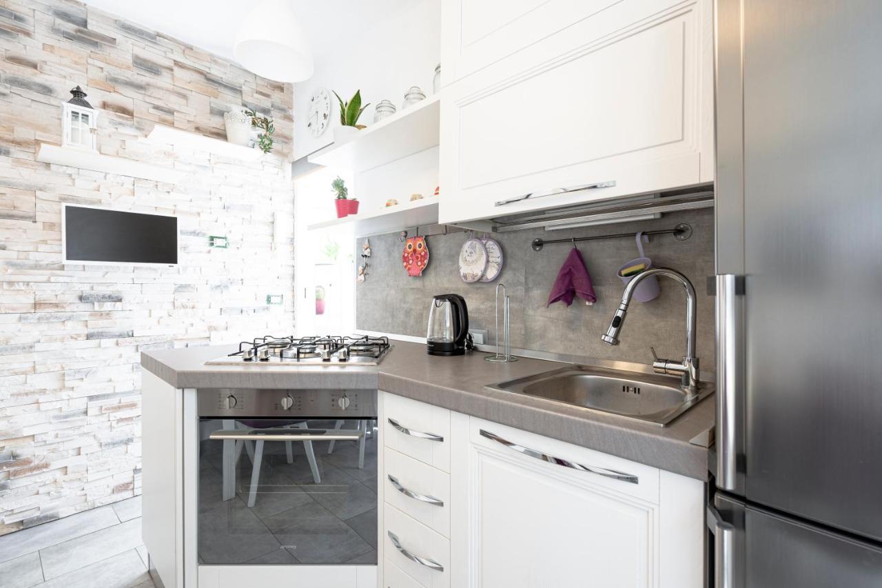 Appia Purple Terrace Apartment In Roma Dış mekan fotoğraf
